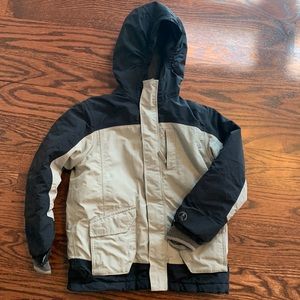 LAND’S END BLACK & GRAY SQUALL WINTER JACKET SIZE L-7 (boys) GREAT CONDITION